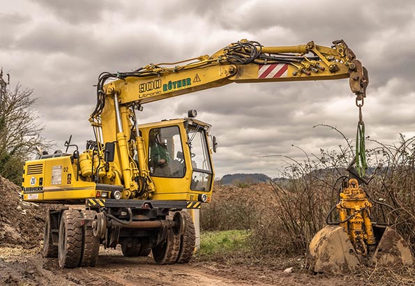 二手推土机购买指南：选购注意事项及技巧